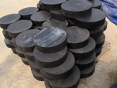 禹州市板式橡胶支座由若干层橡胶片与薄钢板经加压硫化